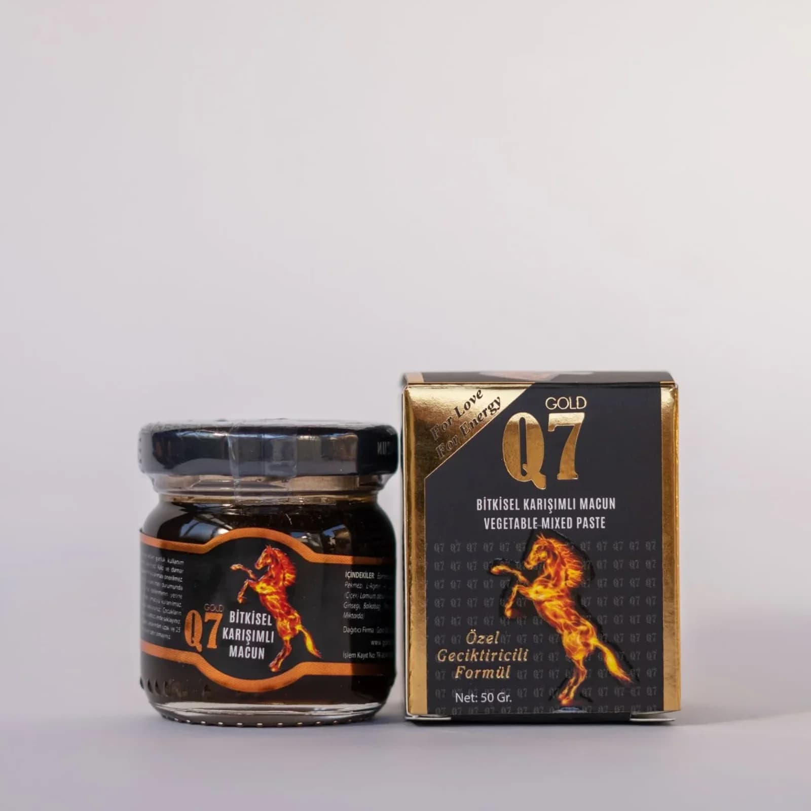 Sadrazam Power 50g Starter Jar, angled to show the product label and jar lid.