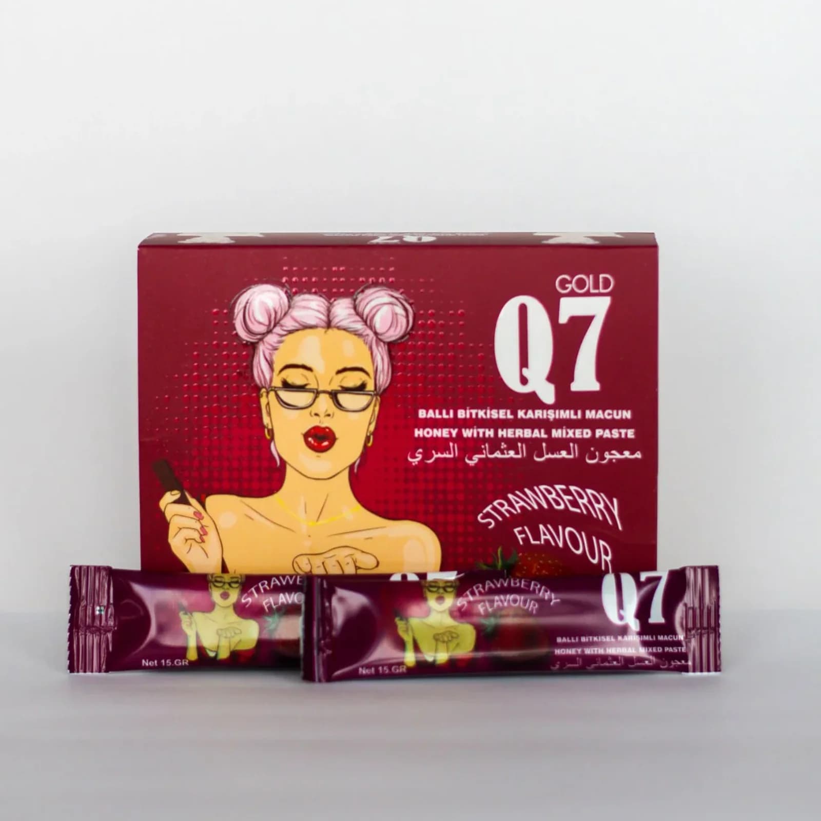 Gold Q7 Strawberry sachet, open with red powder visible.